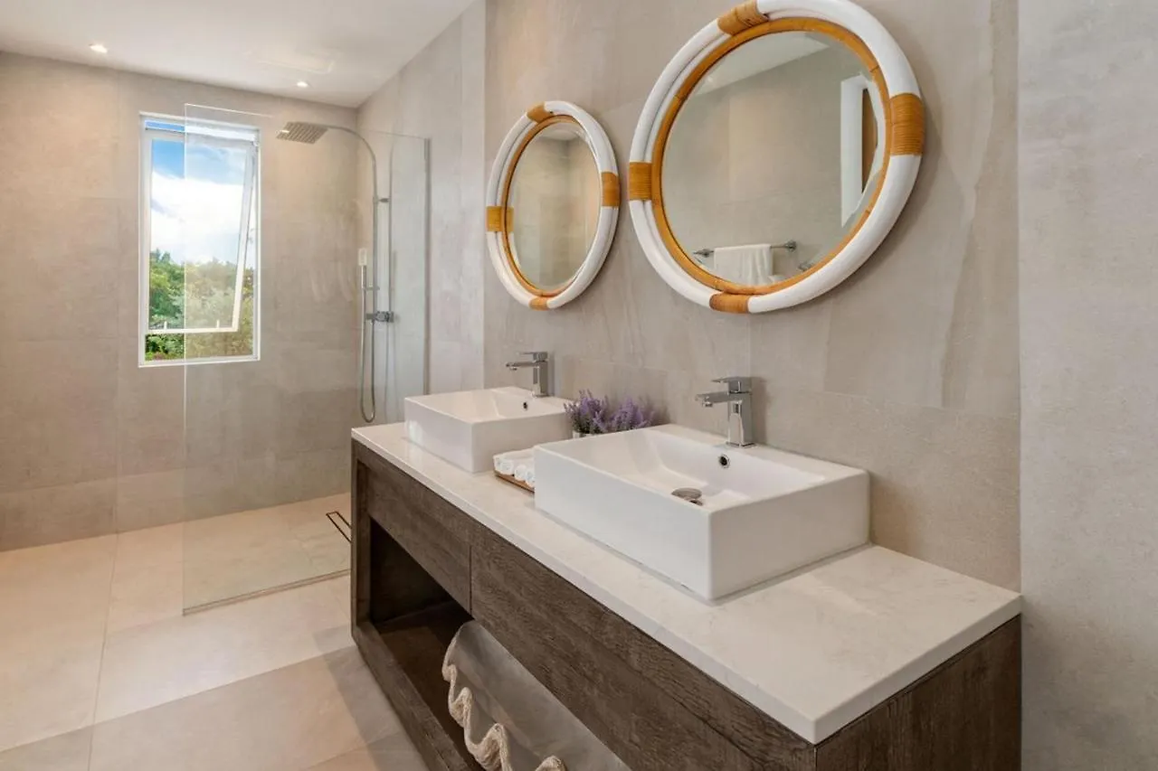 Villa Cool Breeze By Blue Sky Luxury Deanes